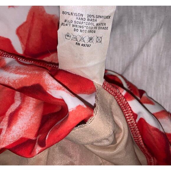 GOTTEX VIEWPOINT White & Red Roses 1 Pc Cut Out Swimsuit Sz 12 NWT - Picture 8 of 8